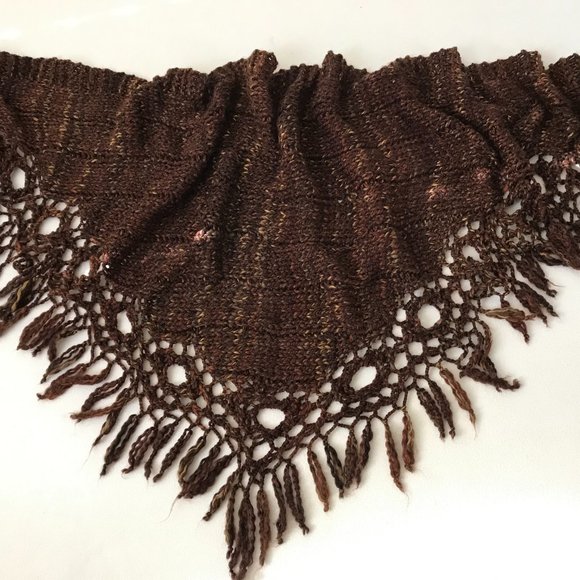 NEW Handmade Triangular Bulky Beauty Lace Sequoia Shawl, 102"L & 37"D - Picture 2 of 13